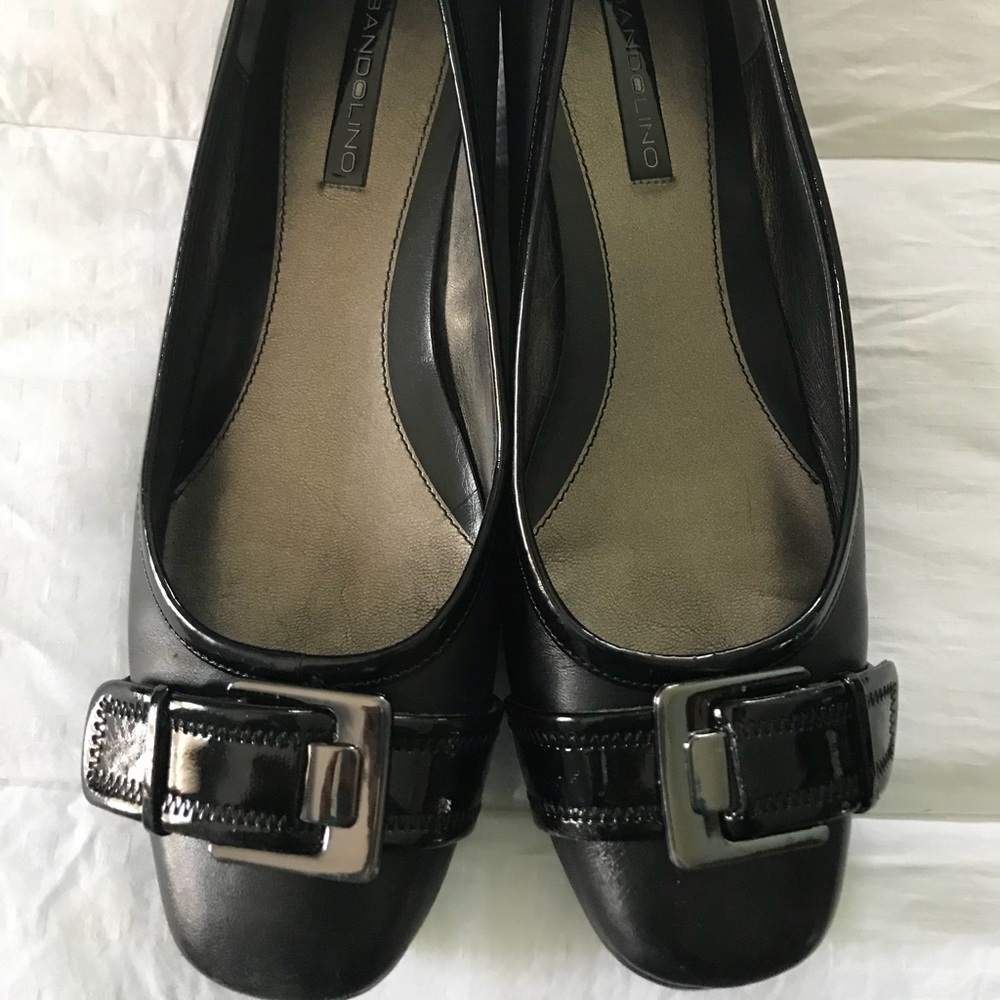 Bandolino Flats
